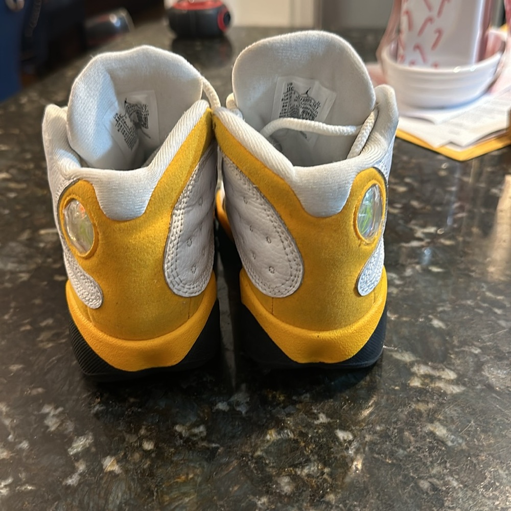 Boys Jordan retro 13 wheat - Picture 4 of 5